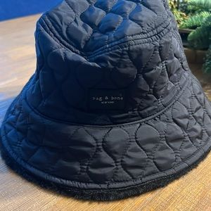 Rag & Bone bucket hat. New with tags, never worn. Too small for my head!